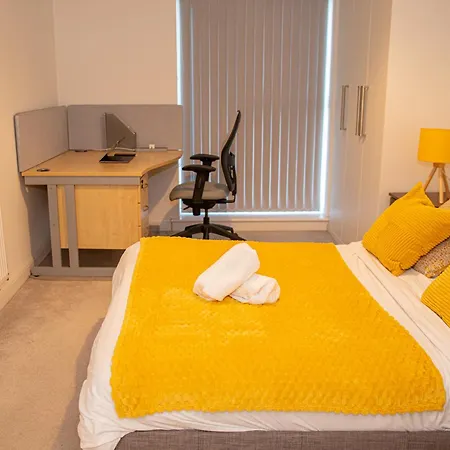 Centre 2bed 2bath Nearby Parking * Birmingham